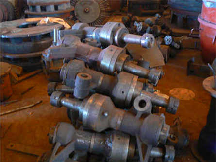 大型鄂式破碎機圖紙