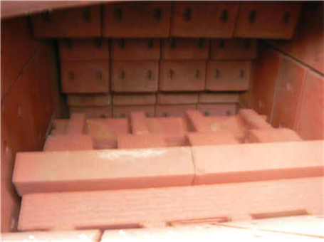 舊混凝土路破碎